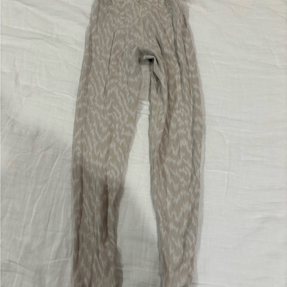 Aerie Tan Patterned Leggings